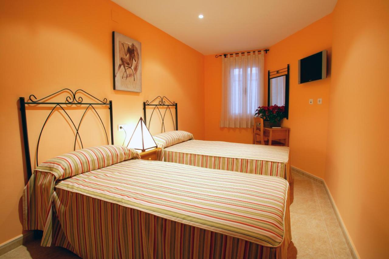 Apartamentos Hotel 77 Ayora Kültér fotó